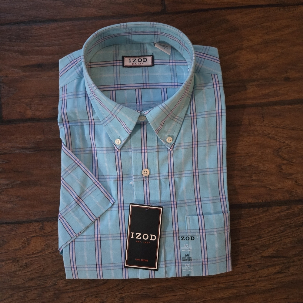 IZOD Men's Short Sleeve Button Down Shirt – Size Large (L) – NWT